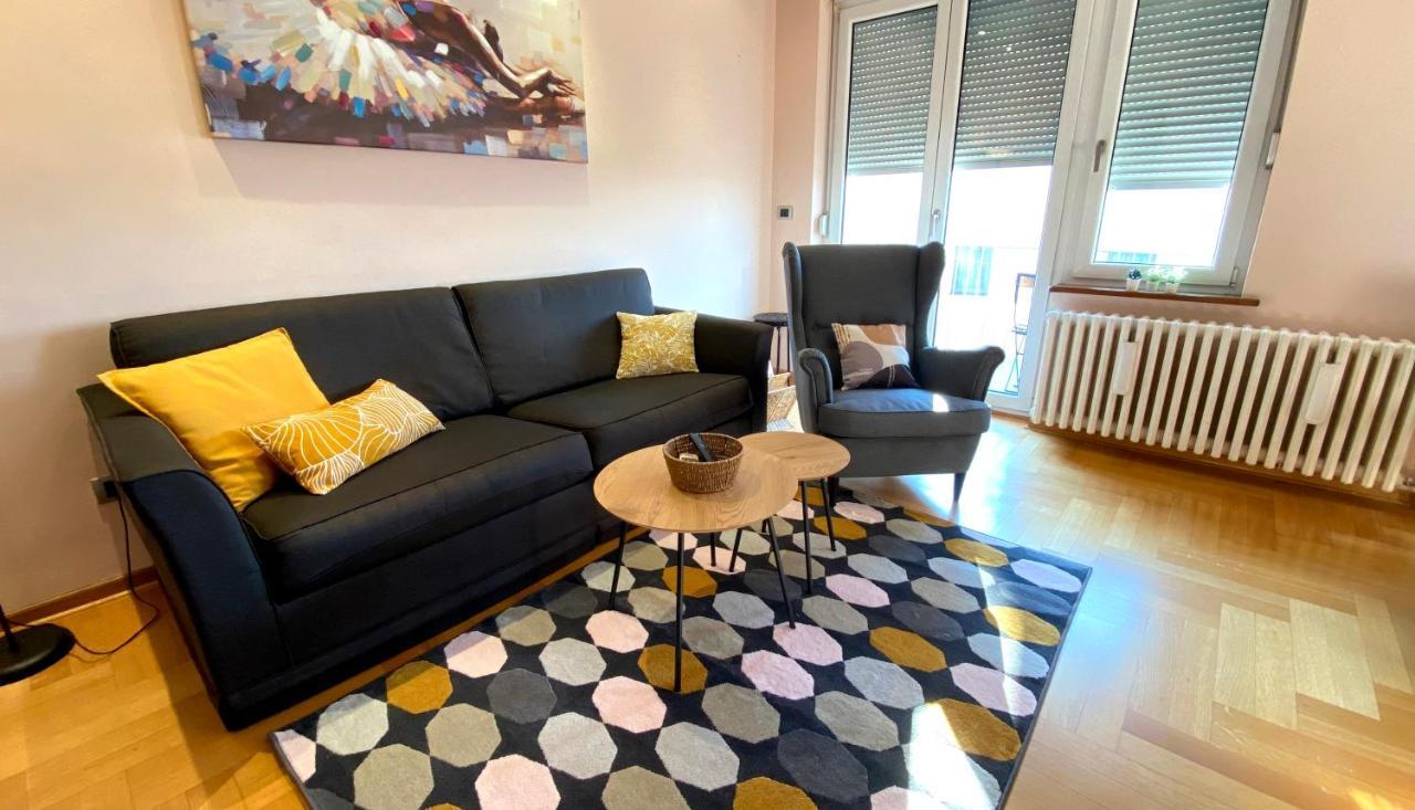 Quince Apartment-Free Parking-City Center بلغراد المظهر الخارجي الصورة