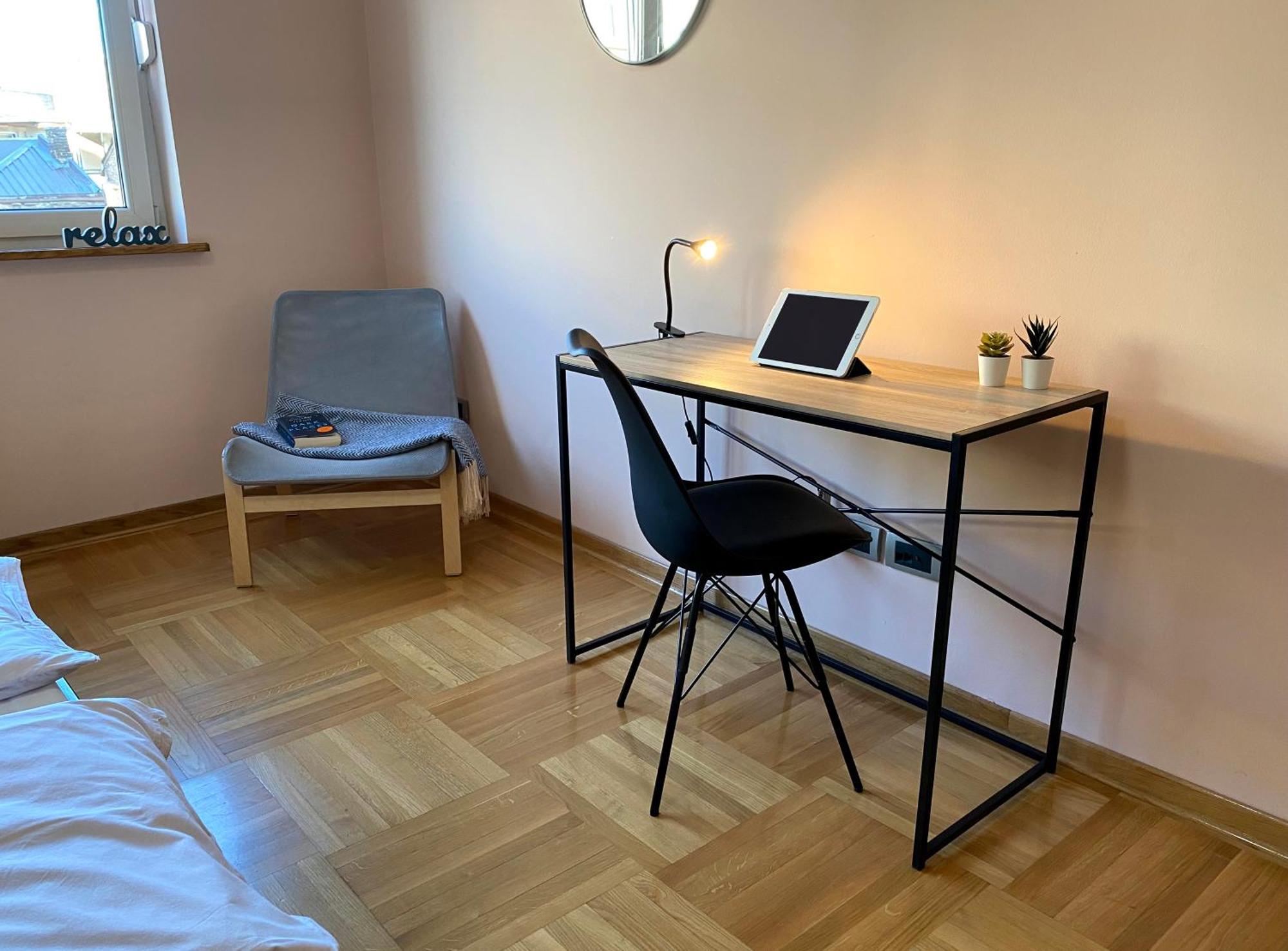 Quince Apartment-Free Parking-City Center بلغراد المظهر الخارجي الصورة